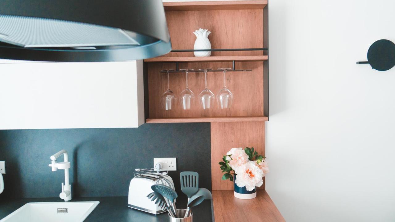 Ideal Location, Stylish 1Br Apartment With Free Parking Слима Екстериор снимка