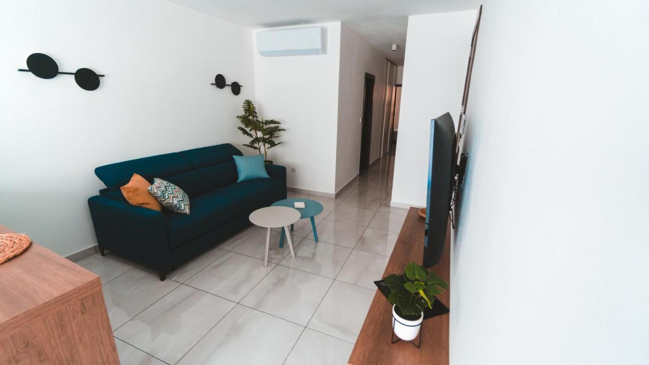 Ideal Location, Stylish 1Br Apartment With Free Parking Слима Екстериор снимка
